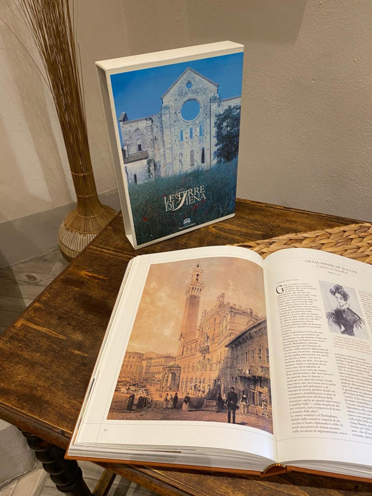 Loft Vicolo Di Vallepiatta 2 Min Piazza Del Campo Con Parcheggio Siena Exterior photo